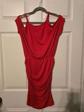 VENUS Red One-Shoulder Ruched Dress